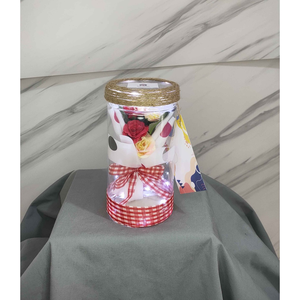 Buket Bunga/ Buket Tabung Lampu/Buket Wisuda/Free Kartu Ucapan&Paperbag