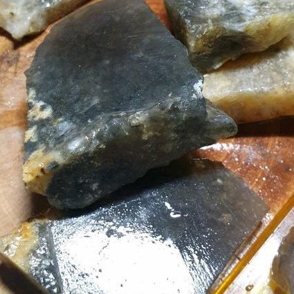 Bahan batu kecubung teh asli