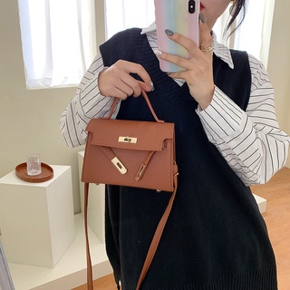 Mini Minimalist Flap Square Bag Turn Lock Square Bag Crossbody Bag Handbag 10020