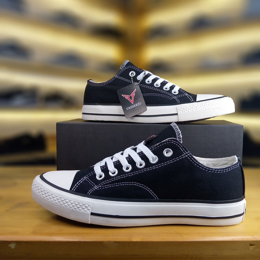 Sepatu Pria Wanita Model Casual Vanderzu Basic Black White 36 - 43 Sneakers Kanvas Premium Higt Quality Free Box