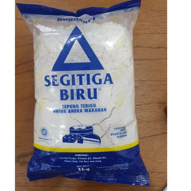 

Pilih Ini8p3Od Tepung terigu segitiga biru 1 Kg