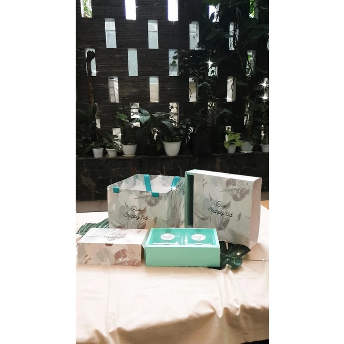 

25X15X7 Cm Box Hampers Premium Kotak Kue Tema Lebaran, Idul Fitri 043