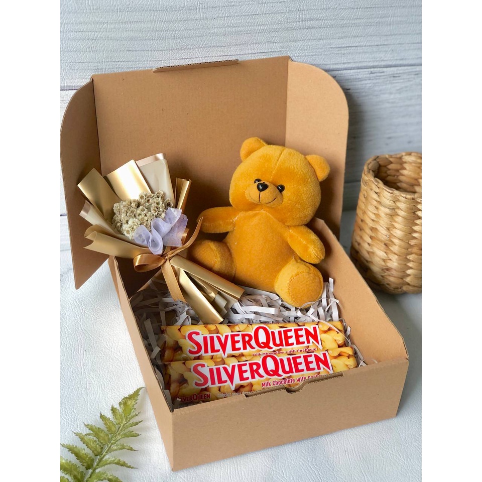 

kado ulang tahun cewek hampers kado ultah cewek exlusive isi boneka buket dan coklat free kartu ucapan