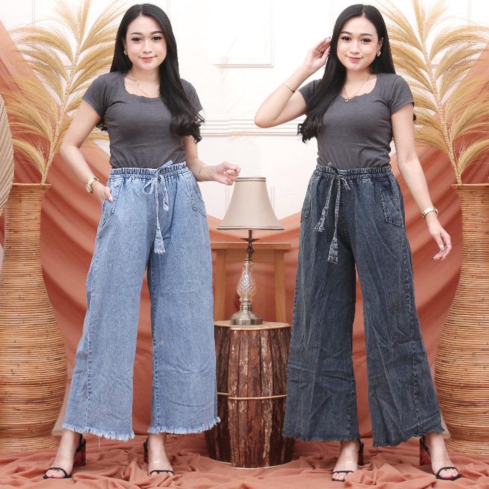 STOK TERBATAS Kulot Rawis Jeans Pinggang Karet Snow Blue Celana Jeans Kulot Wanita Kekinian Size M L