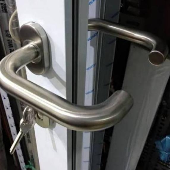 ☈ Kunci Pintu Alumunium 8530 Set/ kunci handle pintu pisah pintu alumunium 8530 putih brown Stainles
