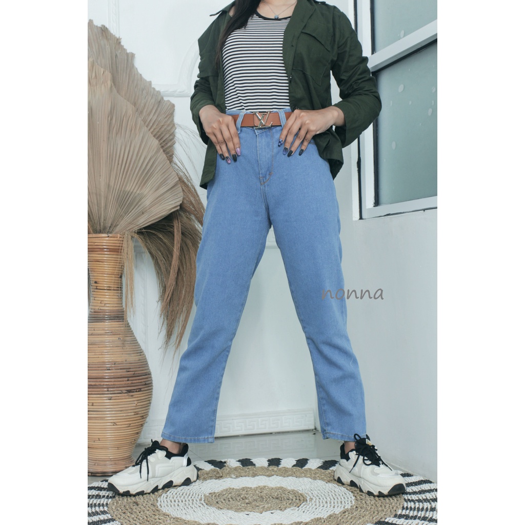 Celana Highwaist Boyfriend Jeans Wanita - BF Jeans Polos Basic Standar