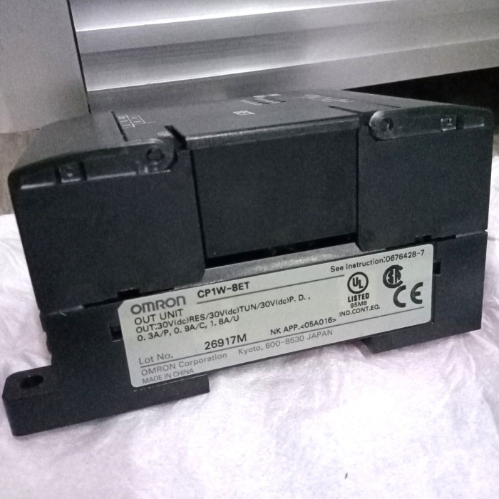 Plc Omron Expansion Output Cp1W-8Et