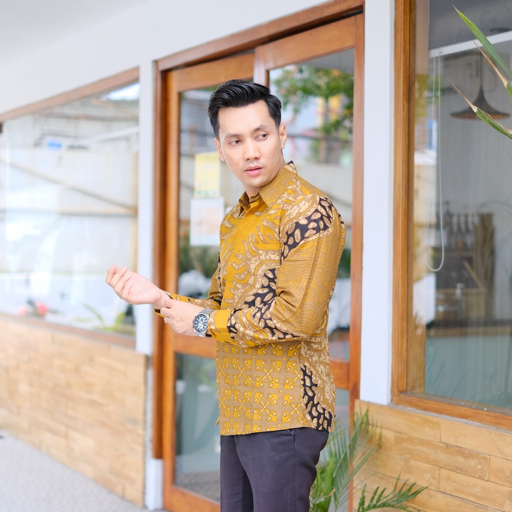 KEMEJA HEM BATIK PRIA..ATASAN PRIA BAJU BATIK LENGAN PANJANG LAPIS FURING KATUN PREMIUM WATU KAWUNG