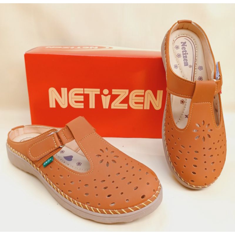 sepatu sandal wanita kickers bigsize Jumbo ukuran besar 41_45 . sl btg 09 netizen