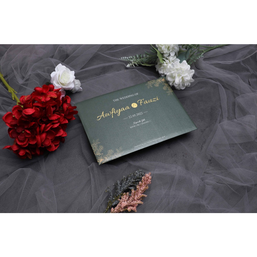 Kartu Undangan Hard Cover Elegant