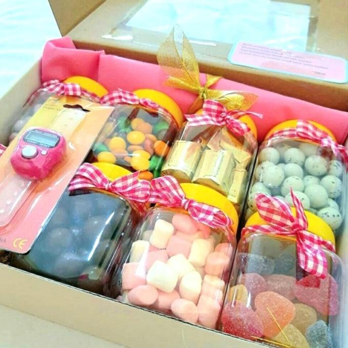 

[DIJUAL] PARSEL PREMIUM COKLAT HAMPERS LEBARAN KADO GIFT PARCEL KUE G6416BUJN