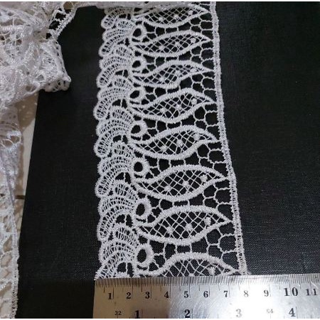 Renda Gyper putih lebar 8cm per meter