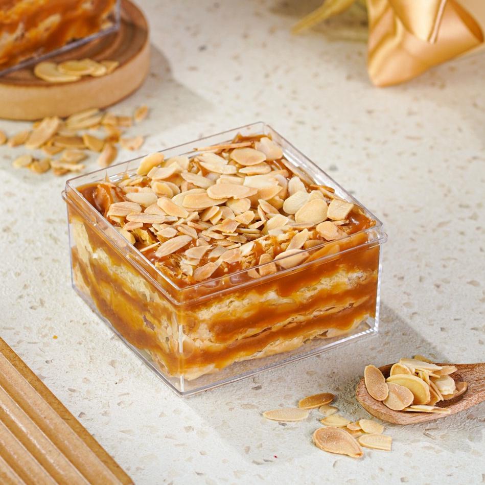 

Good0g0Fu Caramel Layer Dessert box