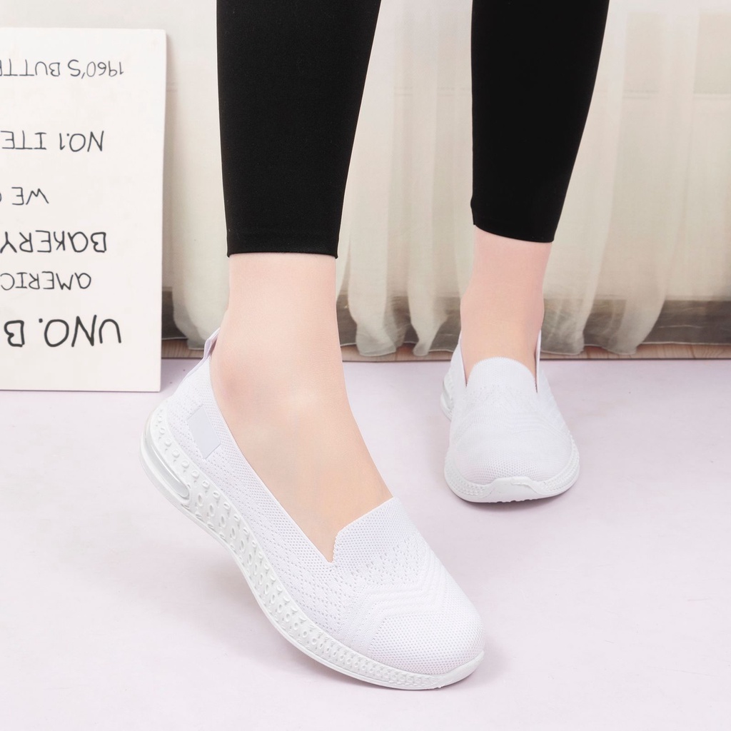 Sepatu  Sneakers Flyknit Wanita QP1127 Import Premium Quality