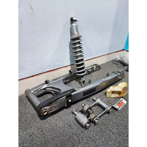 PAKET LENGKAP SWING ARM SET COPOTAN KLX BF G TINGAL PASANG KONDISI NORMAL AREM KLX150