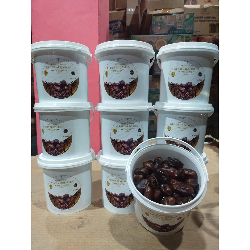 

Kurma Ember Al-Qaseem 500gr