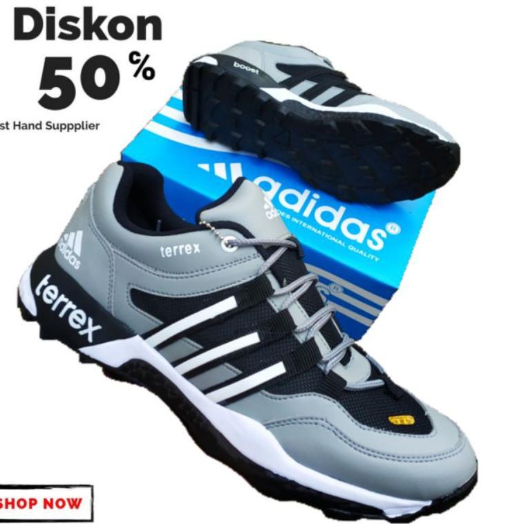 SEPATU VOLLY TERBARU ADIDAS_ TERREX BOOTS / SNEAKERS PRIA KEREN KEKINIAN/ ALAS KAKI KARET VIETNAM PA