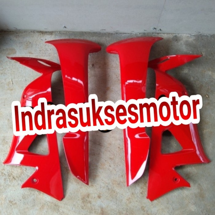 sayap body depan motor supra fit new warna merah
