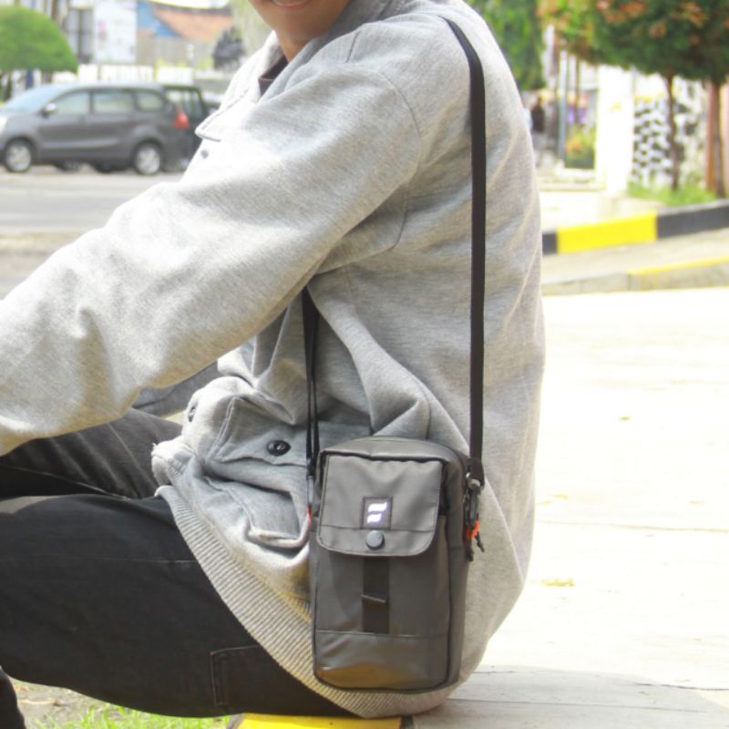 Tas selempang mini Fansy Woody Slingbag waterproof