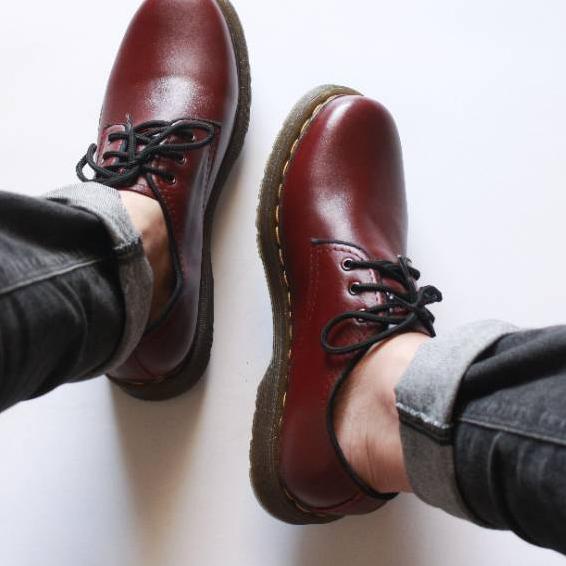 ✽ Sepatu Docmart 1461 Maroon (Kulit Sapi Asli)Docmart pria, Docmart,Docmart murah,Docmart 3 holes ●