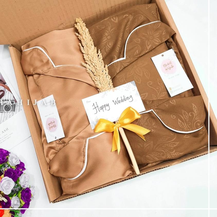 

♪ Hampers Wedding Set Piyama Couple / Kado Pernikahan / Hadiah anniversary pasangan ➹