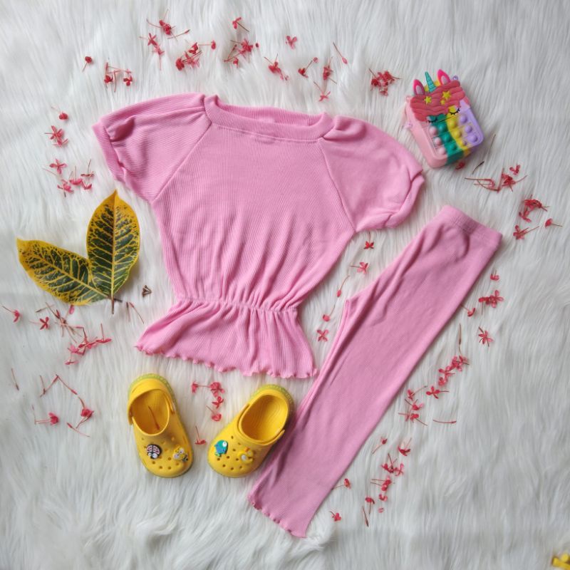 Baju Setelan Anak Perempuan VIONA Ruffle Knit Tee | Baju Oneset Anak Perempuan Viona Bahan Rib Knit Halus Dan Lembut | Baju Pakaian Anak Setelan Cewek