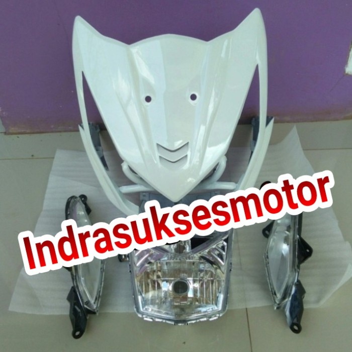 tameng dasi body depan berikut lampu motor honda beat F1 2013 2015