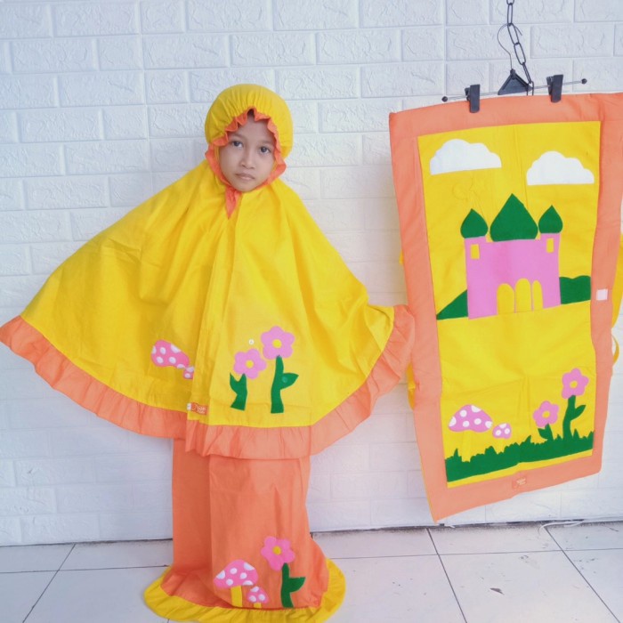 MUKENA KHARAKTER ANAK 2 TAHUN