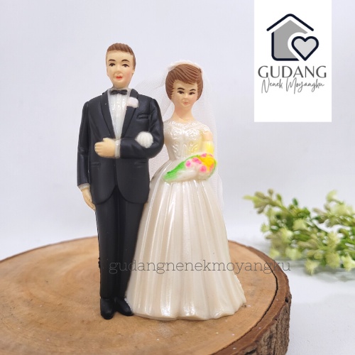HIASAN BONEKA PASANGAN PENGANTIN TOPPER CAKE TINGGI