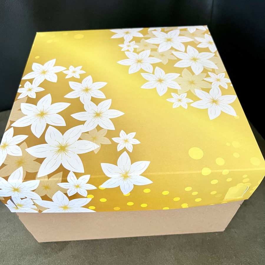 

10 pcs box motif flower yellow kotak packaging kue brownies dus kemasan kue lapis legit ukuran 30 x 30 cm