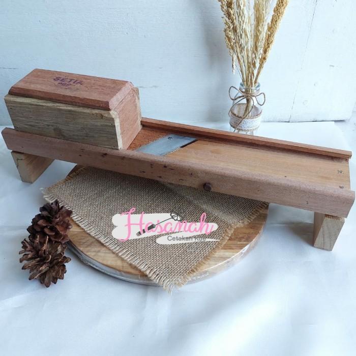 Terlaris Parutan Parut Serutan Serut Bawang Singkong Pisang Ubi Manual Kayu