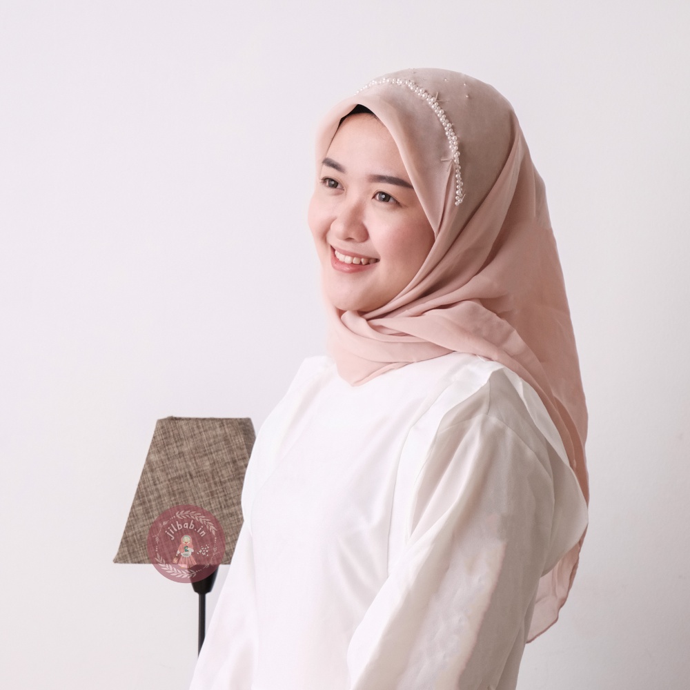 Jilbab Segiempat Payet Bando Motif Mutiara Mahkota Premium