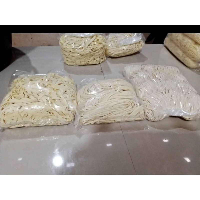 

Bahan baku Mie