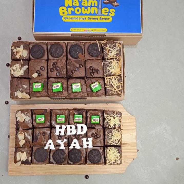 

➥ ( NA'AM ) KUE BROWNIES PANGGANG FUDGY COSTUME HURUF 20X10cm ISI 18 POTONG ✺