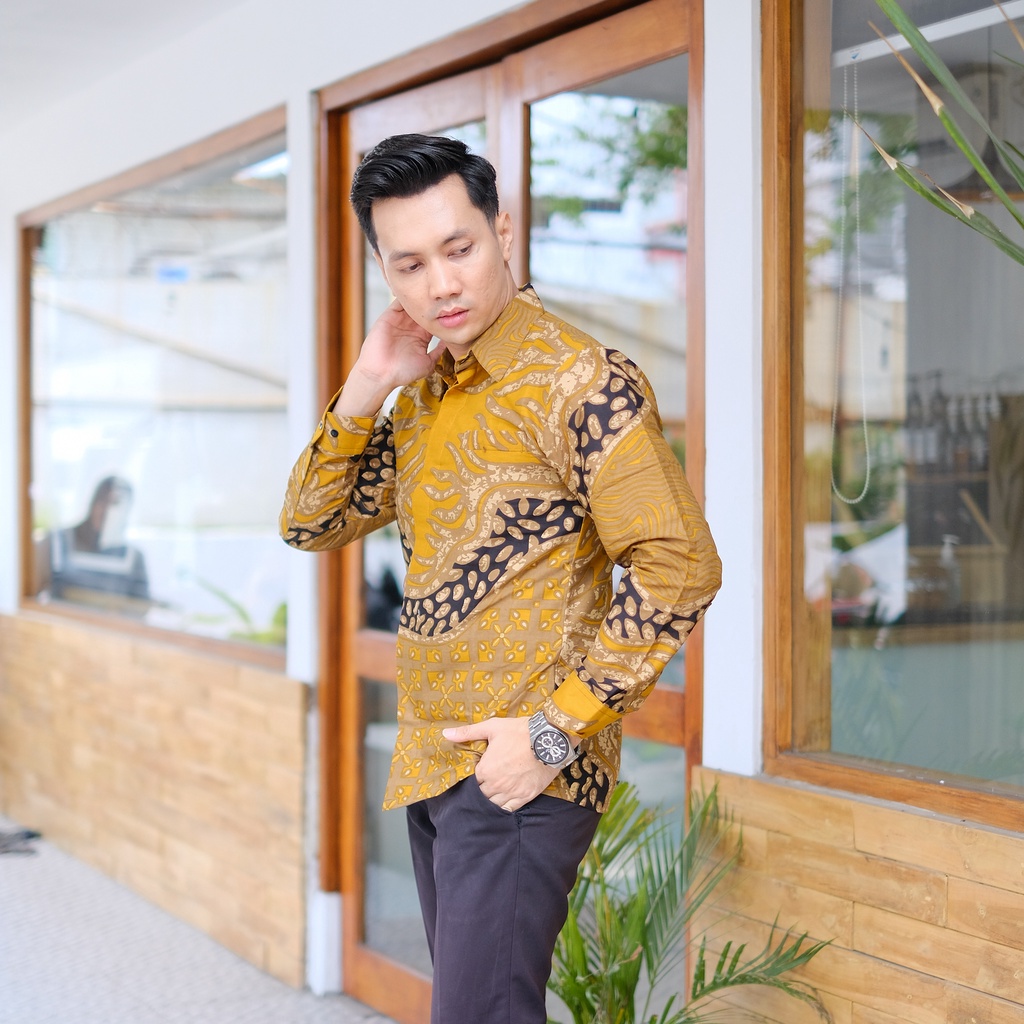 KEMEJA HEM BATIK PRIA..ATASAN PRIA BAJU BATIK LENGAN PANJANG LAPIS FURING KATUN PREMIUM WATU KAWUNG