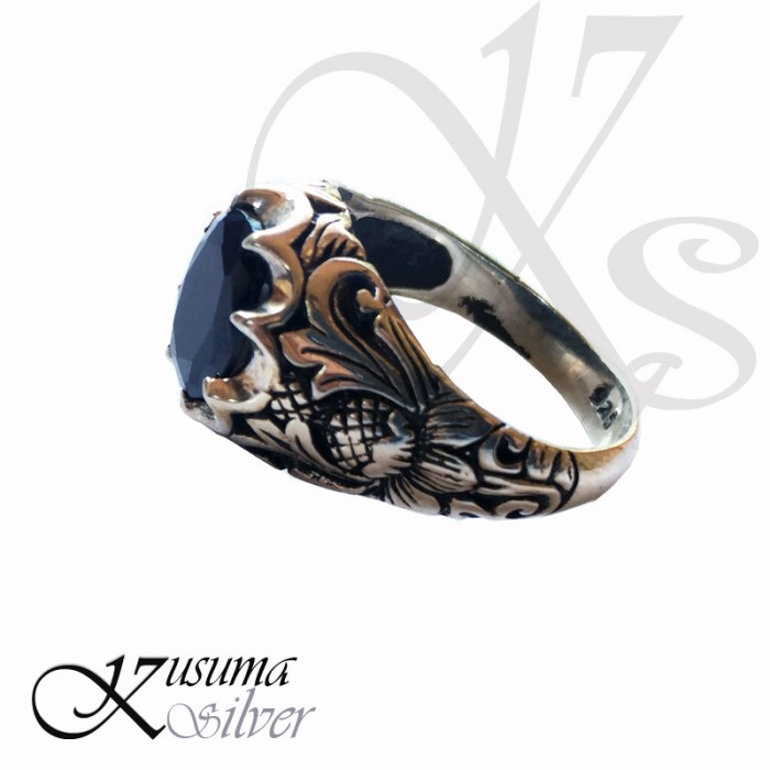 Cincin Ring Perak Silver ukir tunjung Hitam black onyx Ukir Bali