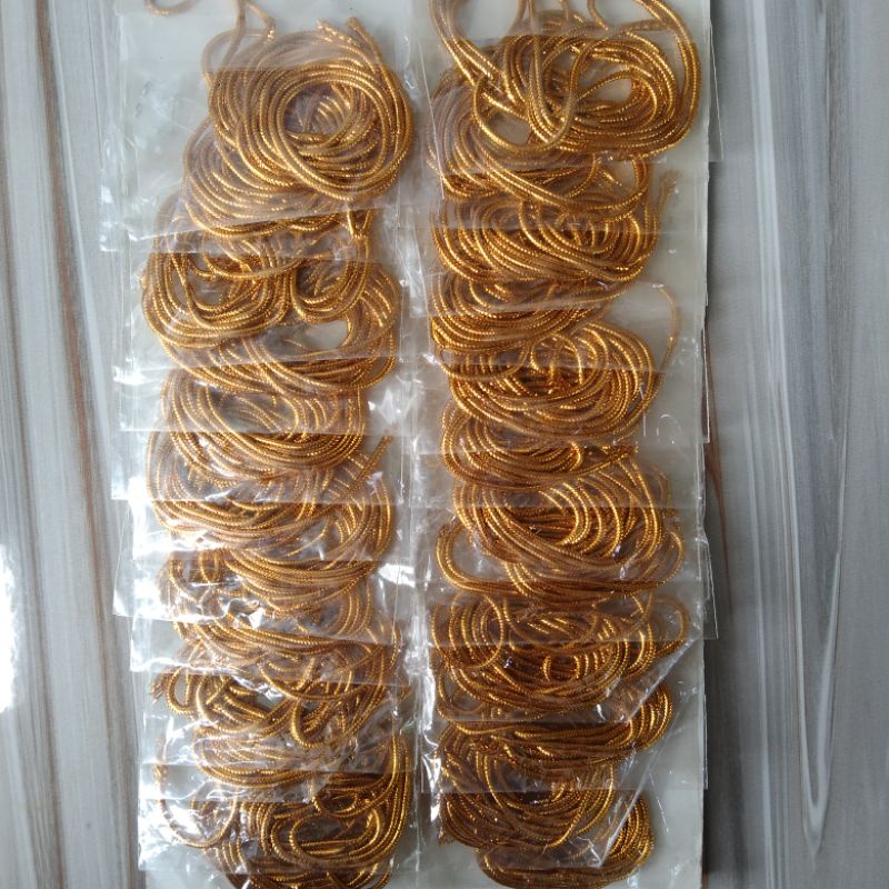 

Tali kado/parcel