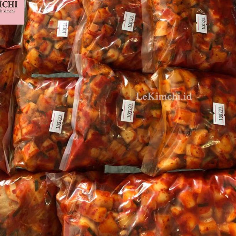 

♨ Kimchi Lobak (Kkakdugi) 500 gr - Le Kimchi Surabaya ♣