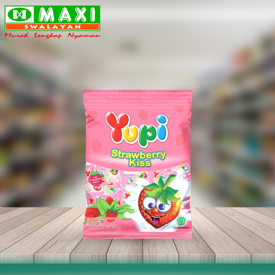 

Yupi Candy Gummy Strawberry Kiss 110gr