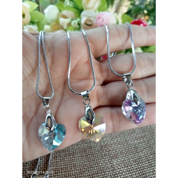 kalung kekinian kalung wanita asesoris wanita kalung liontin crystal