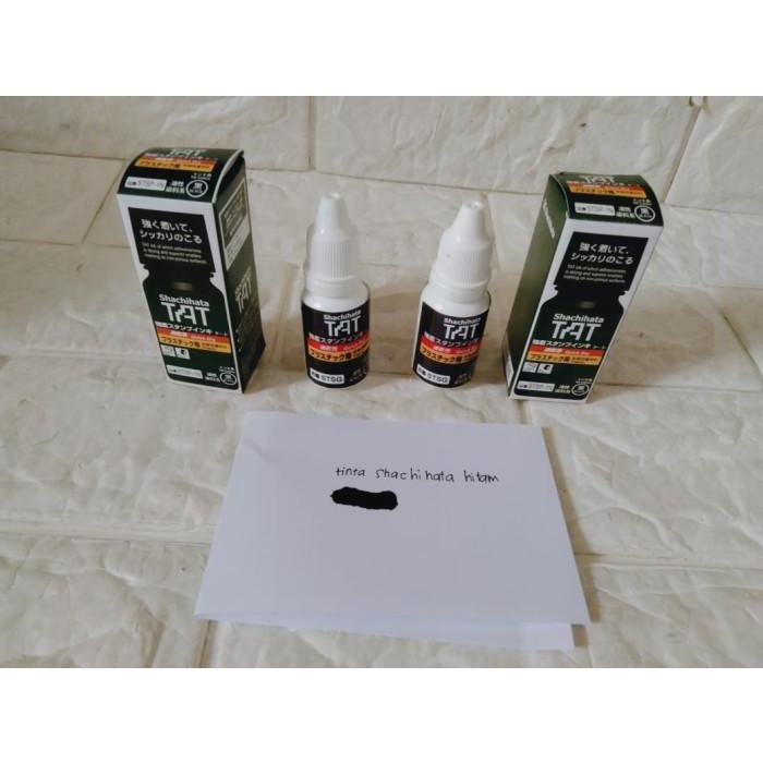 

tinta shachihata STSP-1N Hitam 15 ml tinta untuk karet dan plastik