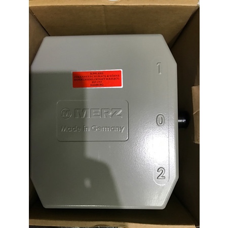 Saklar Cos / Change Over Switch / Ohm Saklar 4P 4 Pole Merz 100A 100 A