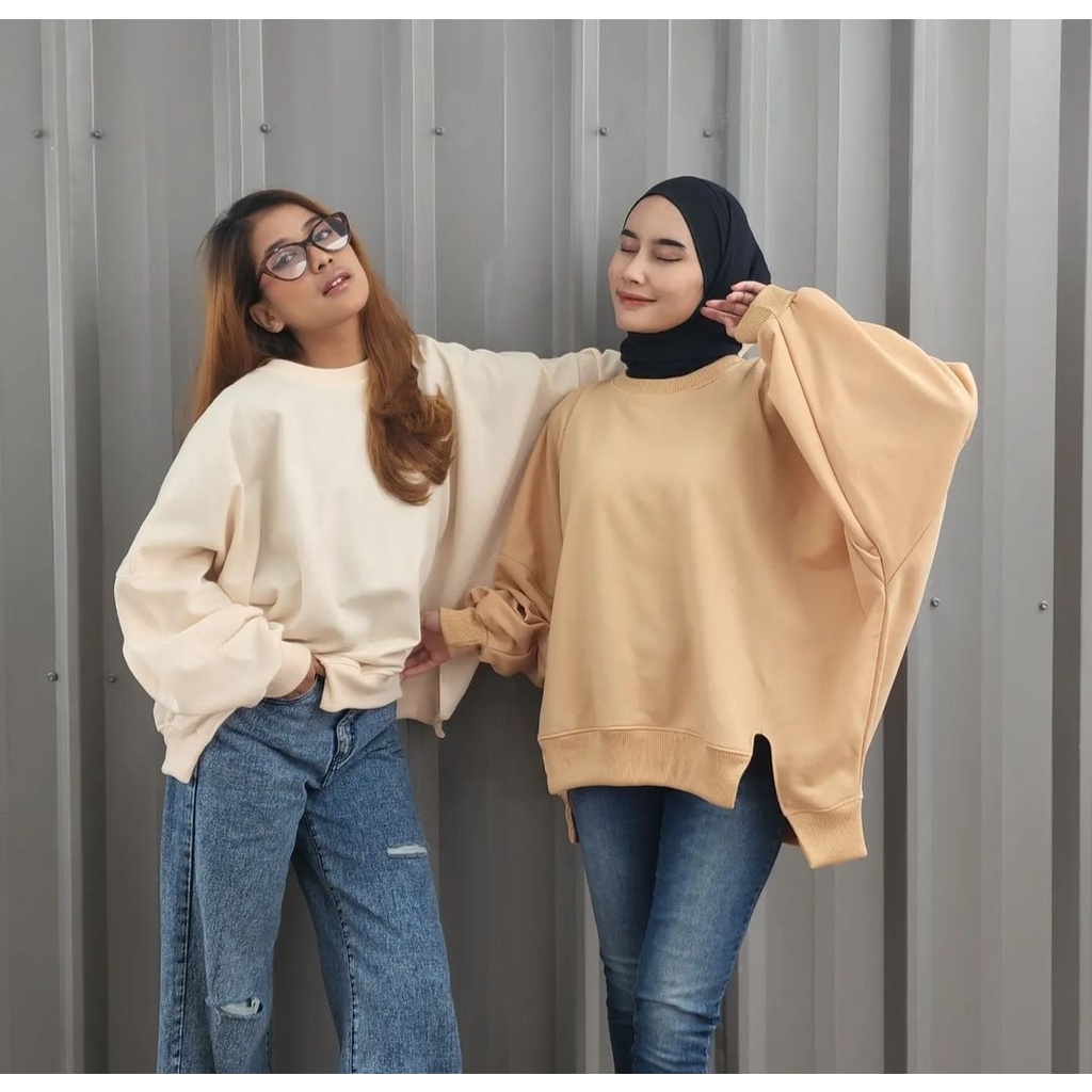 SWETER BLOUSE WANITA SPLIT BATWING OVERSIZE ATASAN OUTERWEAR JUMBO FASHION TERKINI OUTFIT ALA KOREAN FASHIONABLE