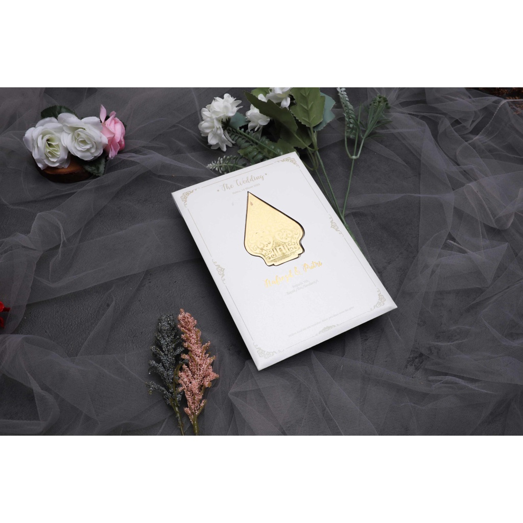 Kartu Undangan Hard Cover Emblem Jawa