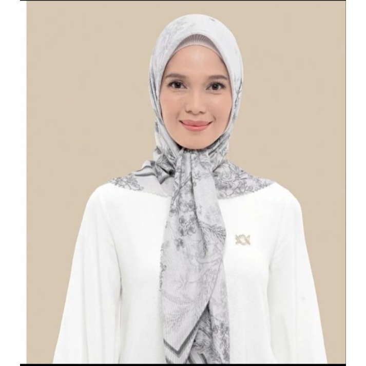 Scarf Wearing Klamby, Ruby Scarf