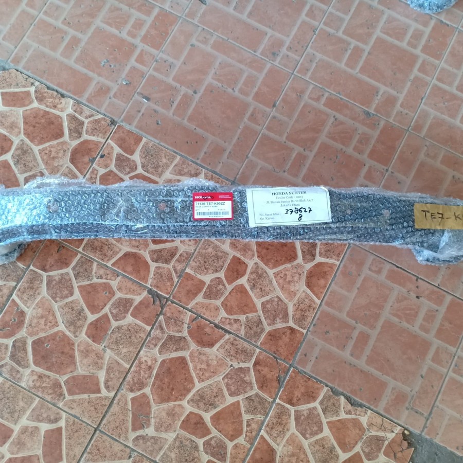 Ram Bumper / Dudukan Bumper Mobilio RS 2015-2017 Genuine