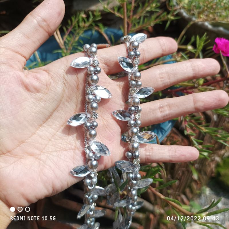 Payet Rangkai Mutiara Jahit