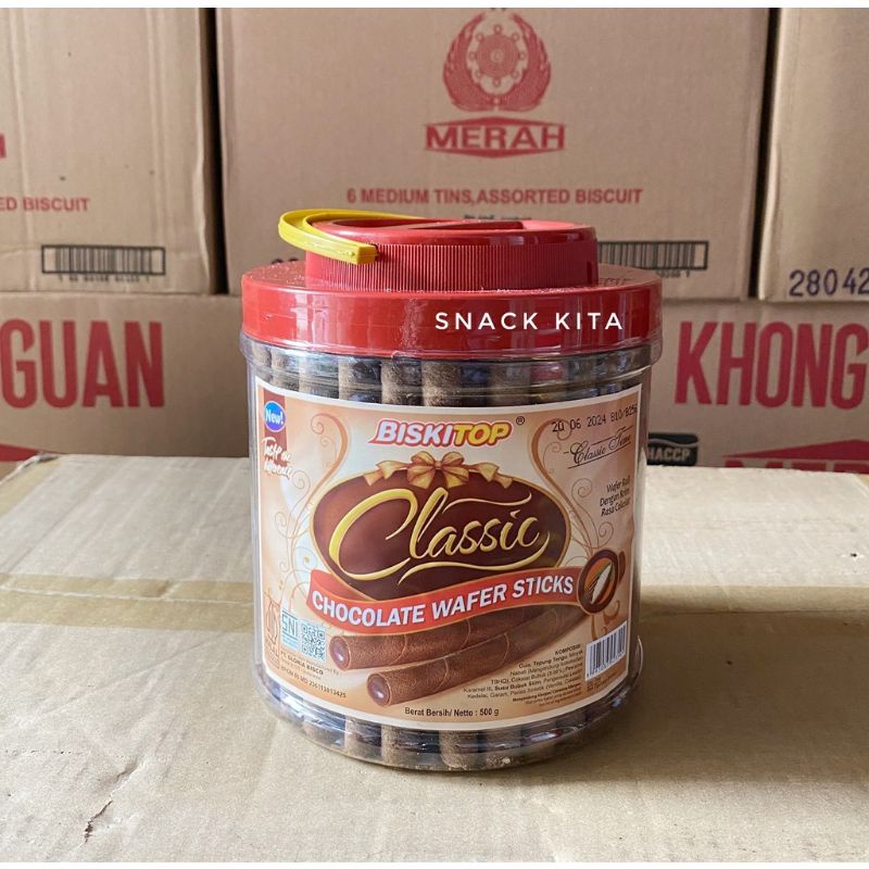 BISKITOP CLASSIC CHOLOTE WAFER ROLL STICKS -ASTOR BISKITOP CLASSIC