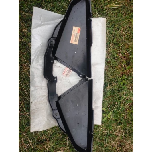 cover side bok aki box aki tutup aki cover aki yamaha rx king master tahun 1995 original nos