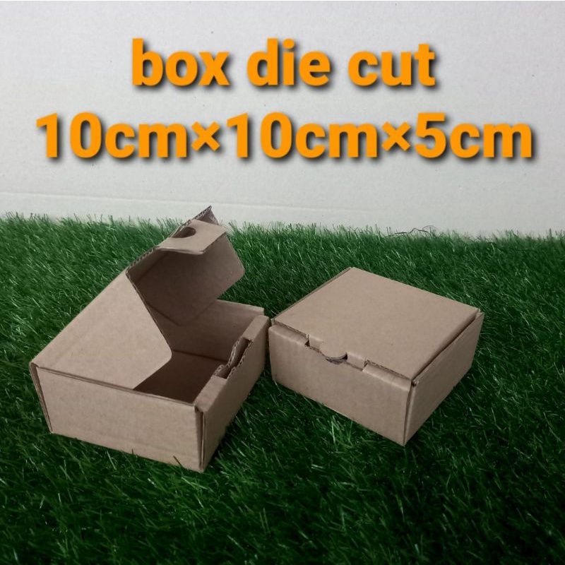 

Dus Packing Die Cut 10cm×10cm×5cm